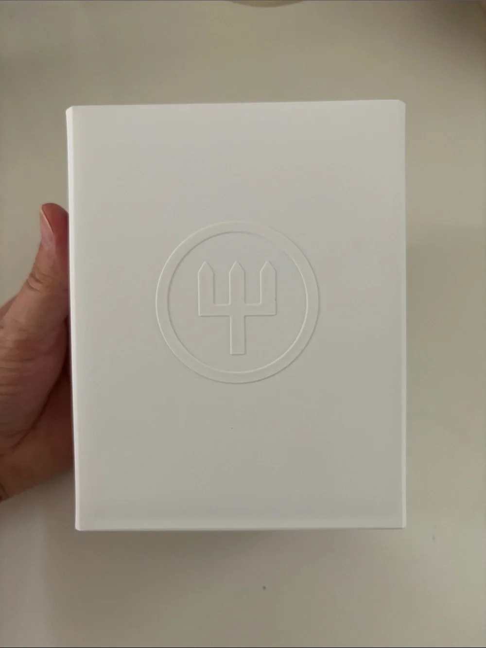 Wusthof White Knife Block with Fig Graphic
